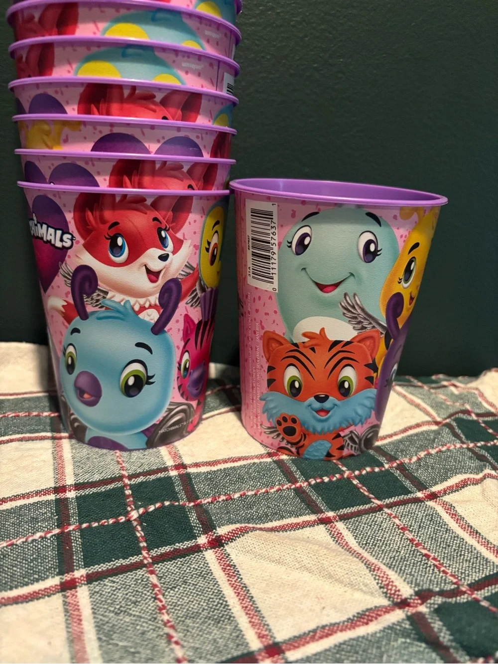 Lot of 15 Hatchimals Purple Party Cups - 15 Pack of Kids Beverage Cups